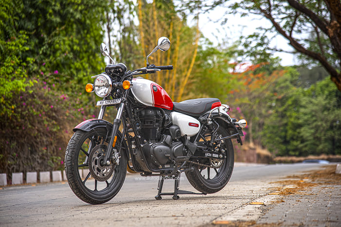 QJ SRC 500 review: Royal Enfield or this?